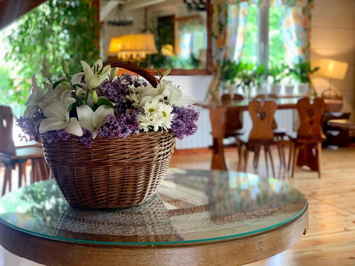 Karczma Lesniczanka Bed & Breakfast Wielbark Ngoại thất bức ảnh